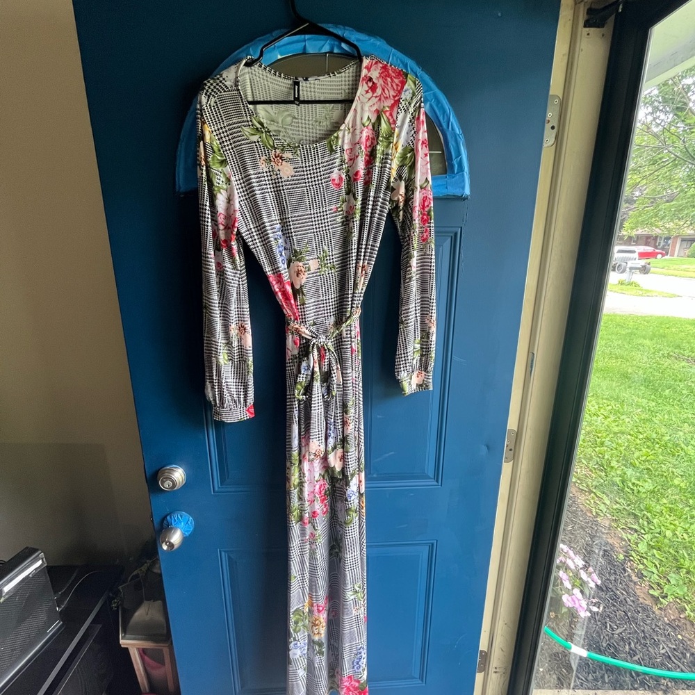 Floral Plaid Long Sleeve Dress